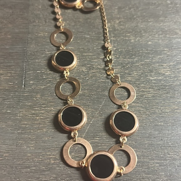 Elegant Gold and Black Necklace and Bracelet Set - Picture 3 of 3